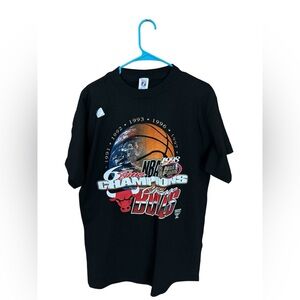 Vintage 1998 Chicago Bulls 6 Time Champions Tee